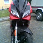 jaah ich weiß, der bb in schwarz is gewöhnungsbedürftig... ich finds i-wie geil : D