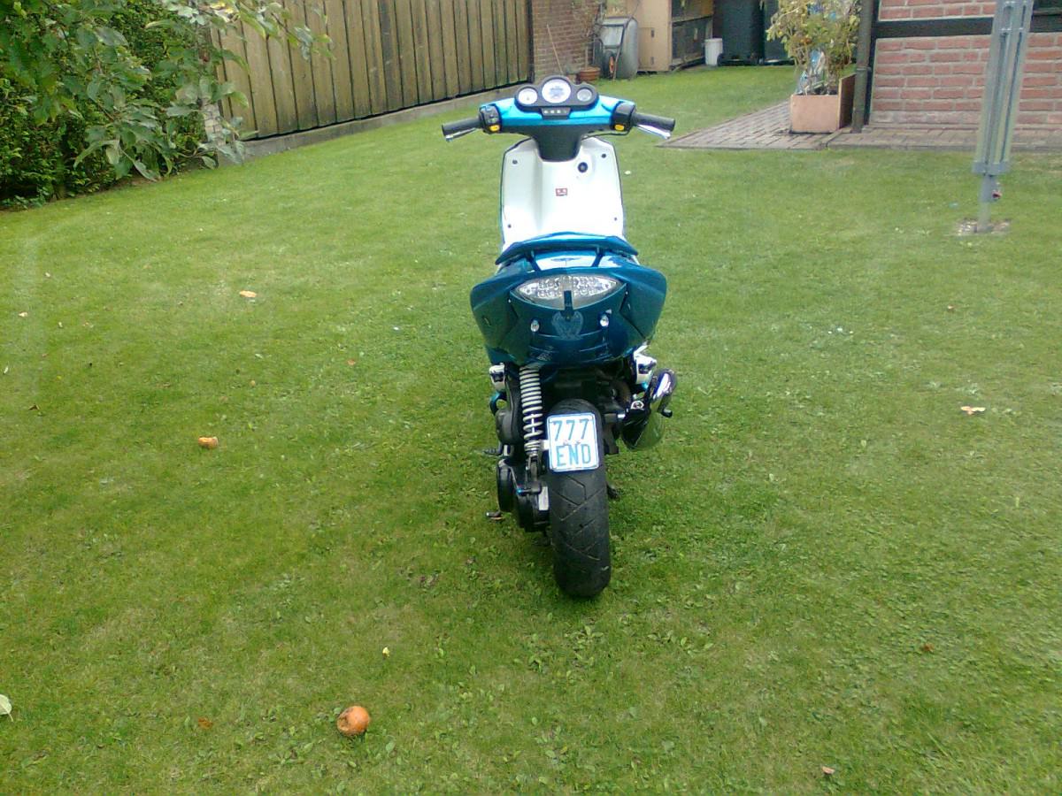 Mein alter Speedy, hab jetzt nen C-tech♥