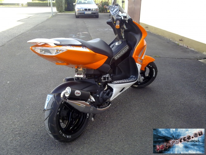 Orange-Jet